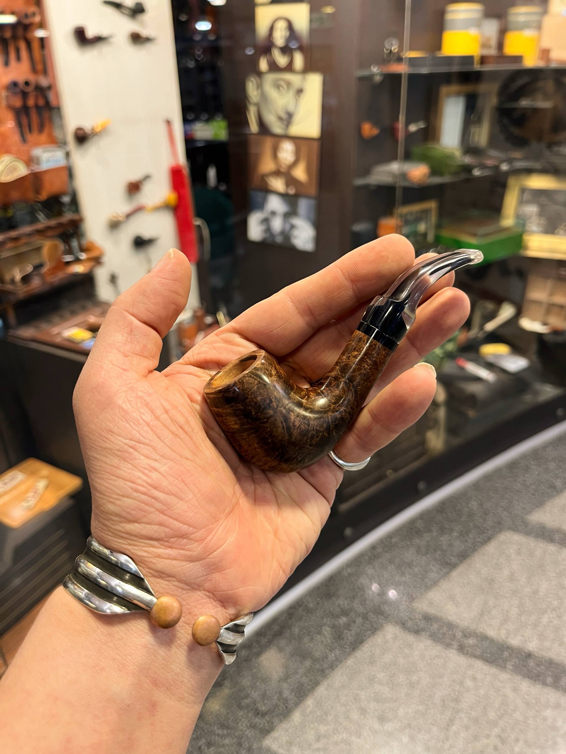 photo_2025-10-25_09-33-40 پیپ برایری ۹۰۰۶