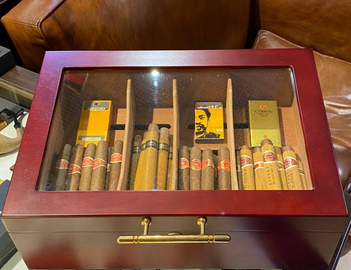 هومیدور بزرگ رومیزی cigar humidor