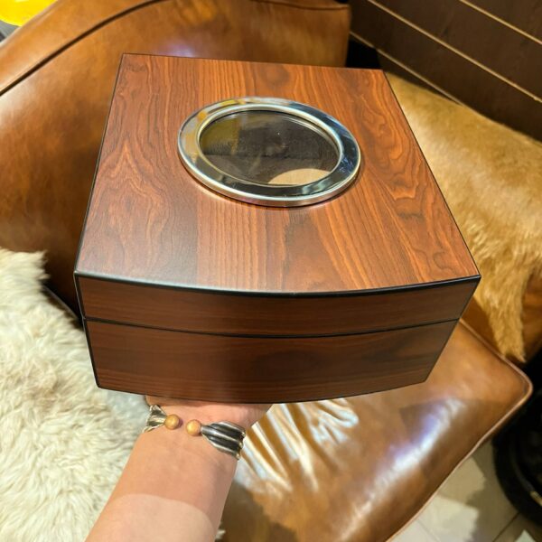 هومیدور سیگاربرگ Egoist