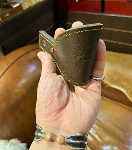 استند پیپ چرمی