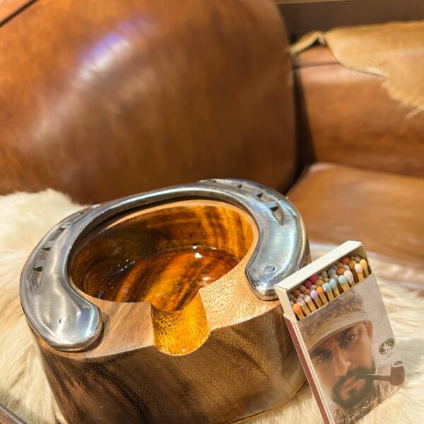 زیر سیگاری نعل اسب مخصوص سیگاربرگ