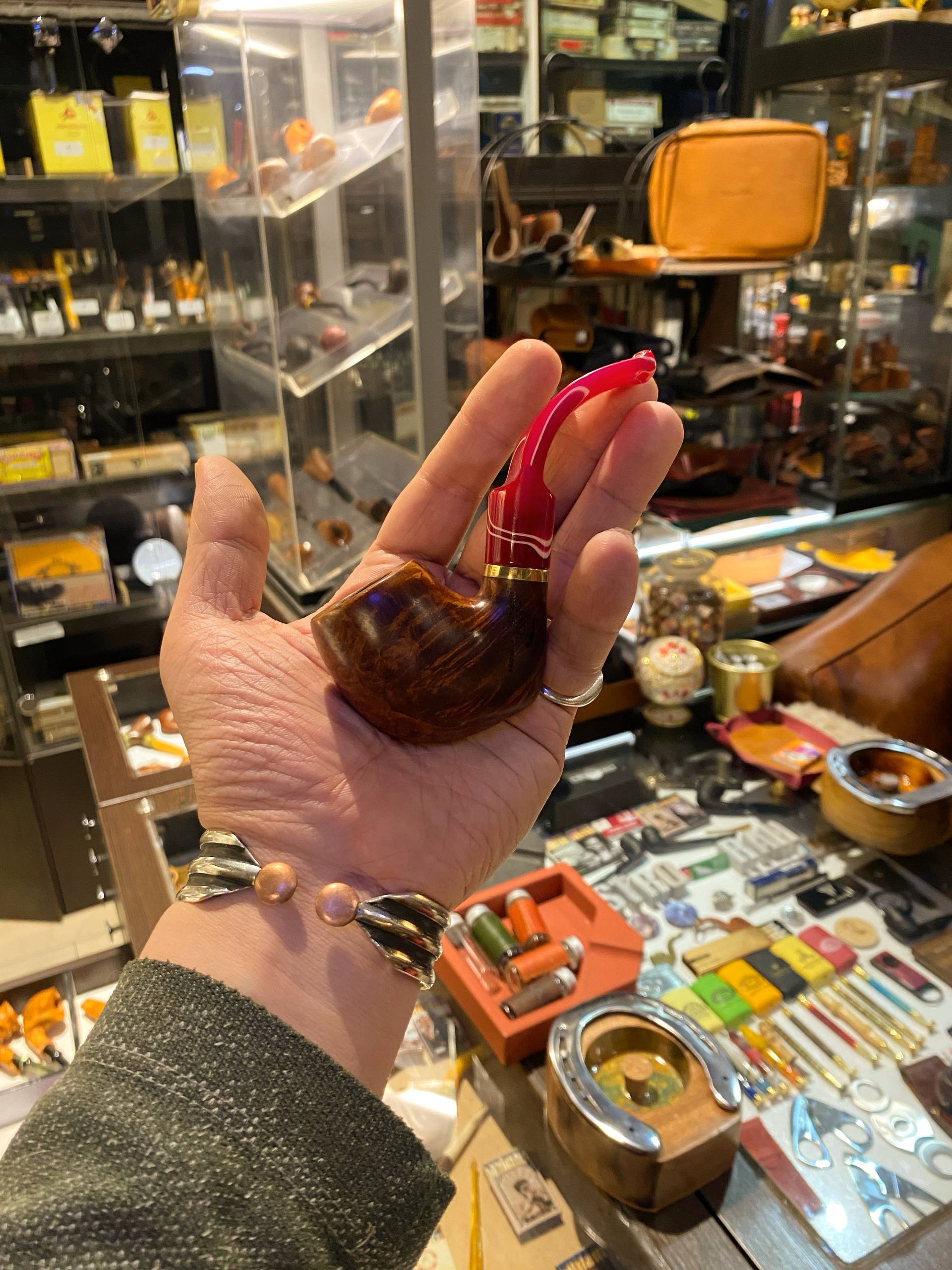 راهنمای جامع خرید پیپ و ادوات حرفه‌ ای؛ از ایرانی تا کلکسیونی